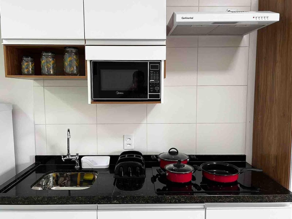 V201 - Lugar Especial: Perto De Tudo! Metro Apartamento *